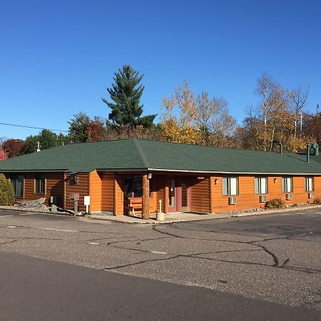 Northwoods Inn & Suites Minocqua Esterno foto